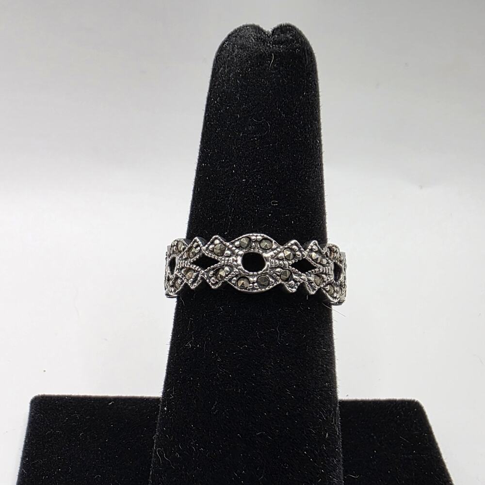 925 Sterling Silver Vintage Marcasite Decorated Band Ring Size 6.5